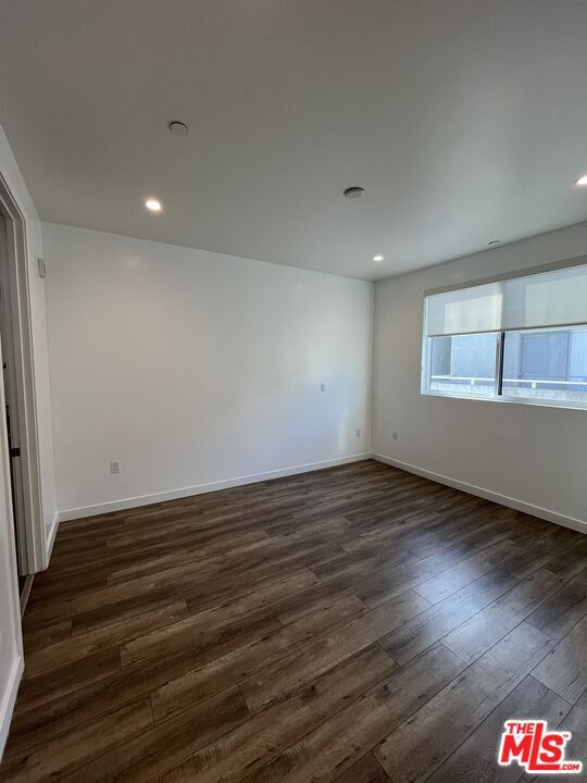 Building Photo - 14822 Magnolia Blvd