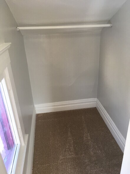 Bedroom 1 Closet - 219 W Oakland Ave