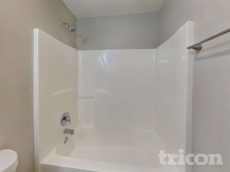 Building Photo - 643 Rocky Meadow Dr