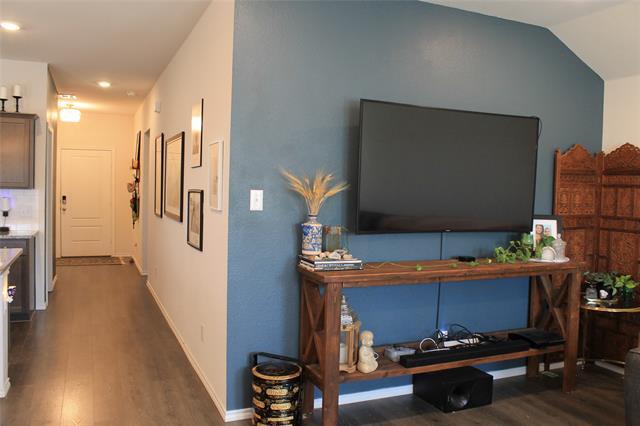 Building Photo - 1300 Community Way