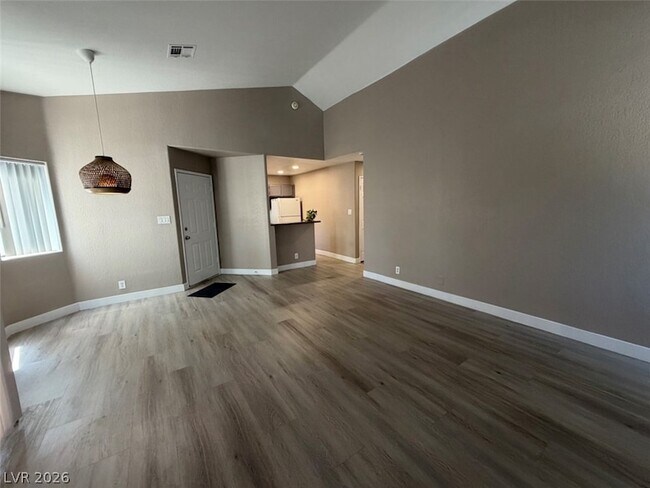 Building Photo - 5074 S Rainbow Blvd