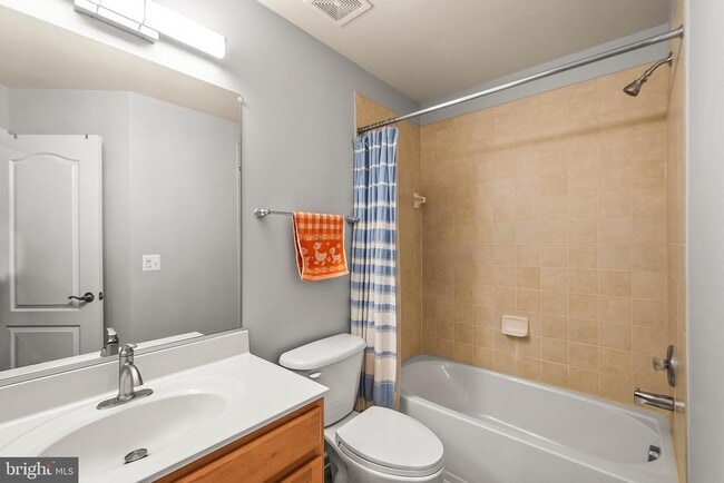 Building Photo - 20916 Houseman Terrace