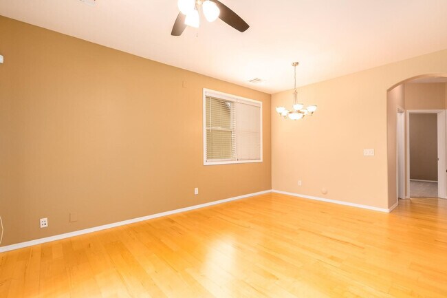 Building Photo - 5708 S 21st Terrace