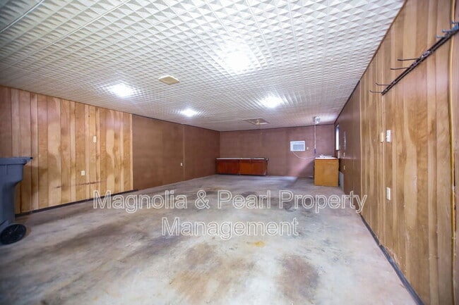 Building Photo - 207 Westwood Pl