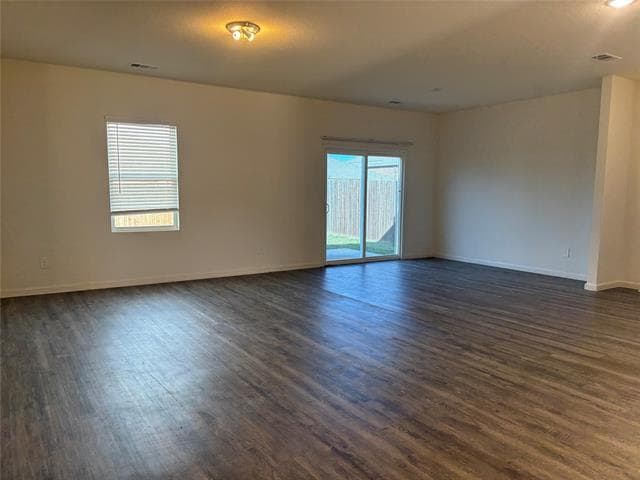 Building Photo - 751 Camden Dr