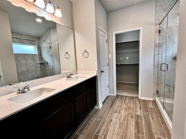 Building Photo - 7811 Dakota Cir