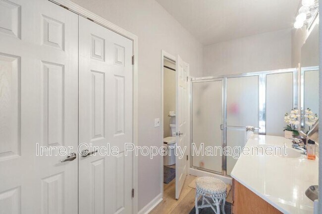 Building Photo - 310 Upton Pyne Dr