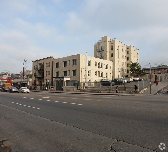 1241 - 1243 W 6th St - 1241-1243 W 6th St