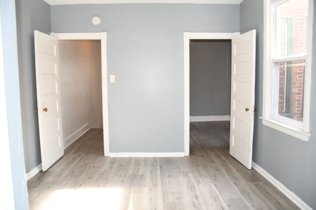 Building Photo - 1430 N 58th St