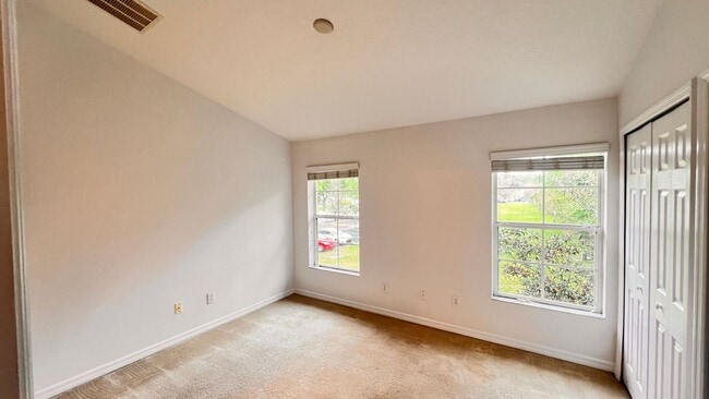 Building Photo - Spectacular 2 Story 2 bed and 2 bath condo at Regent Park!!