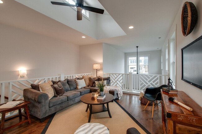 Building Photo - Amazing Location - 3 Bed, 2.5 Bath w/ Vaulted Ceilings and Covered Deck