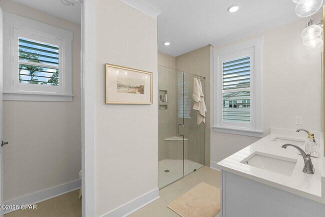 Building Photo - 1663 Rushes Ave