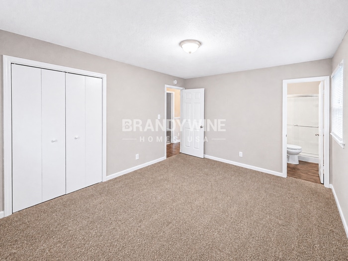 Building Photo - 1044 Baker Ln