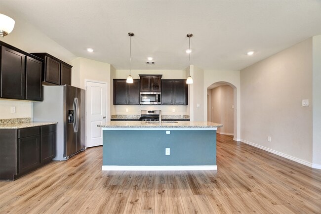 Building Photo - 1006 Fannin St