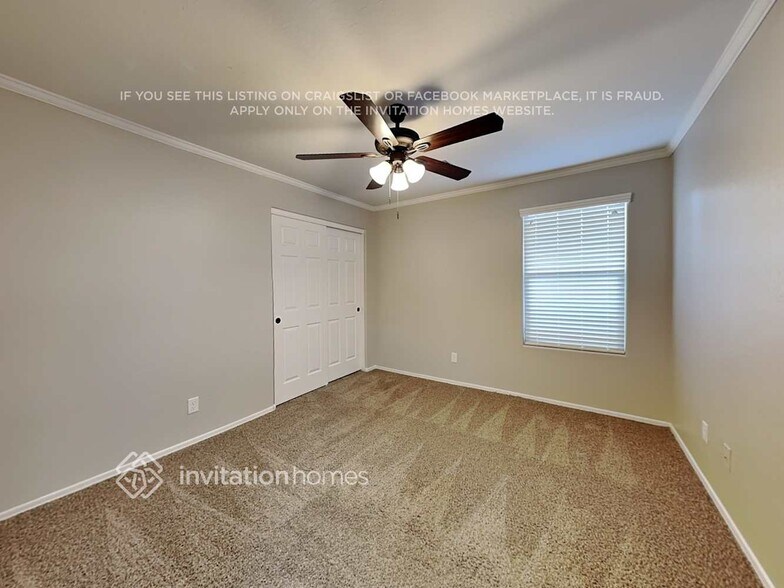 Building Photo - 2170 W Agrarian Hills Dr