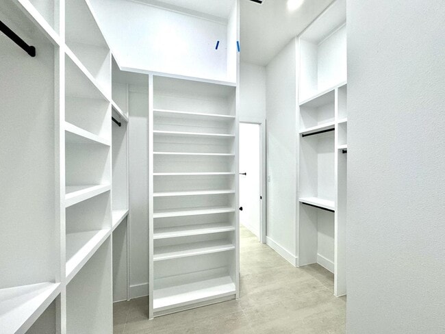 Building Photo - 2925 Fisher's Hill Loop