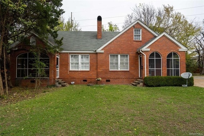 Building Photo - 1363 Felder Ave