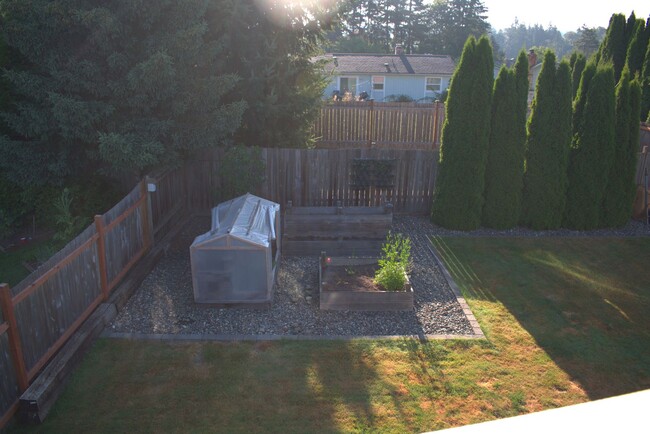 Building Photo - OPEN HOUSE SATURDAY 5/3/25 FROM 1:00-3:00 ...