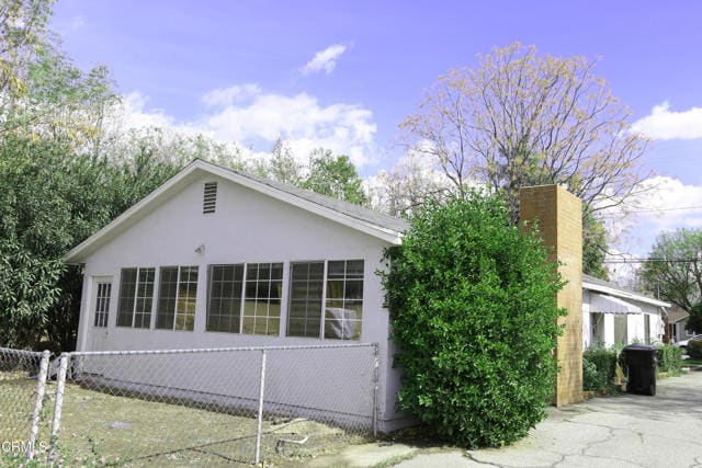 Building Photo - 1207 S 10th Ave