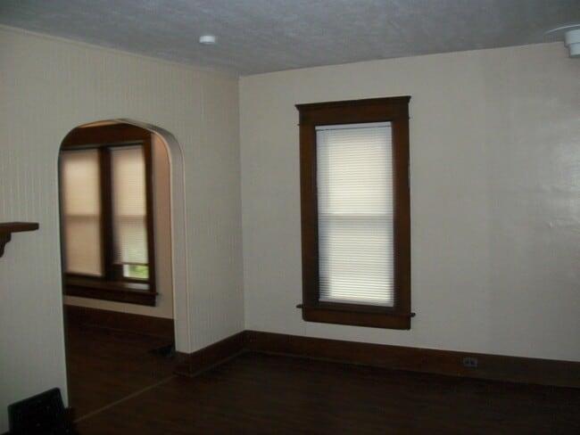 Building Photo - 1565 7th St