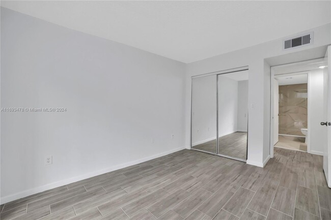Building Photo - 13250 SW 88th St