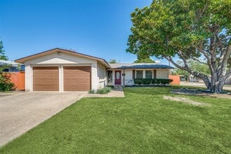 Building Photo - 900 Wateka Way