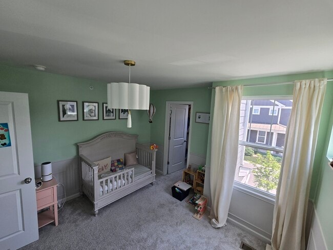 Building Photo - 2140 Weatherbee Ln