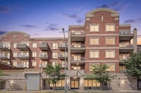 Building Photo - 3630 N Harlem Ave