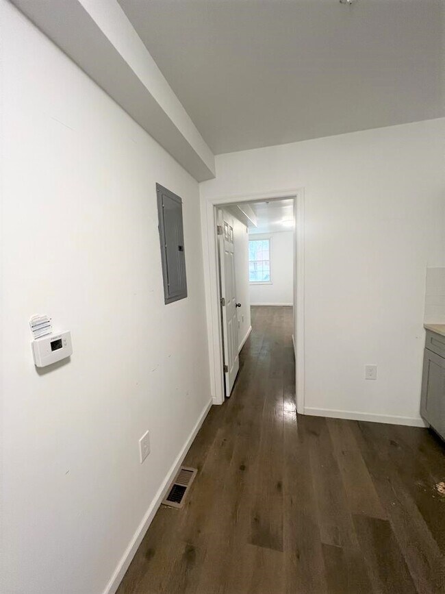 Building Photo - 1015 Spruce St