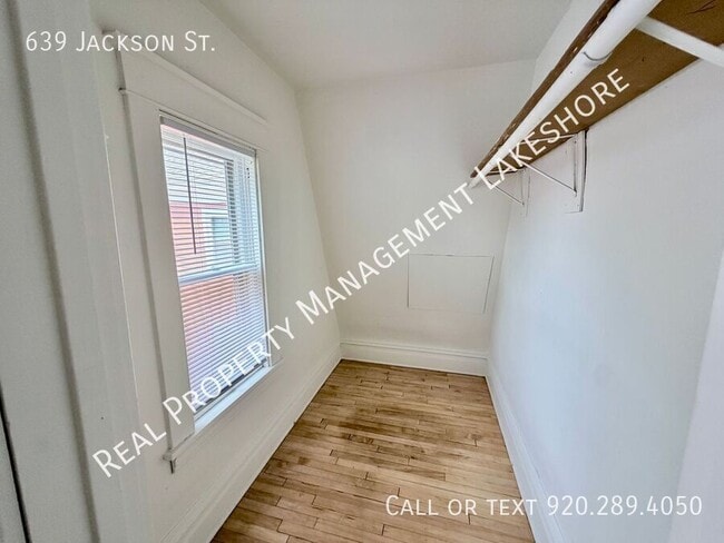 Building Photo - 639 Jackson St
