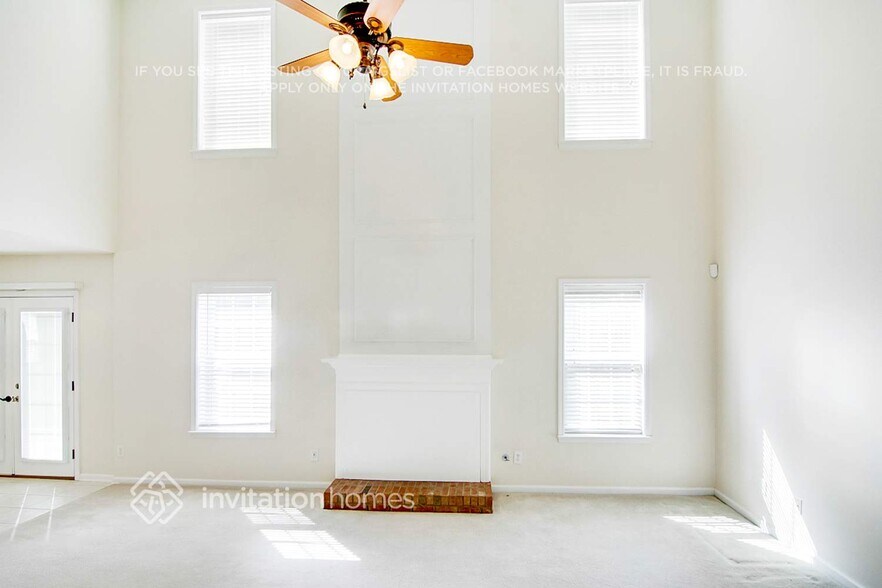 Building Photo - 318 Winward Pointe Dr