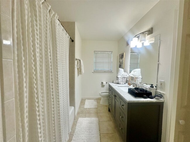 Building Photo - 5329 Pagewood Ln