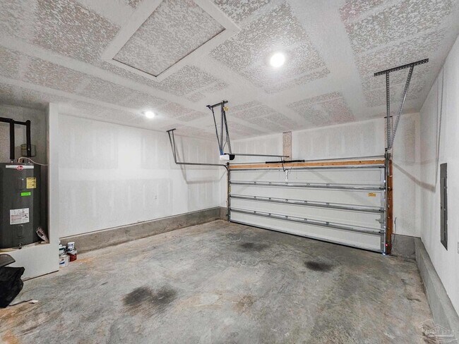 Building Photo - 6023 Rutherford Lp