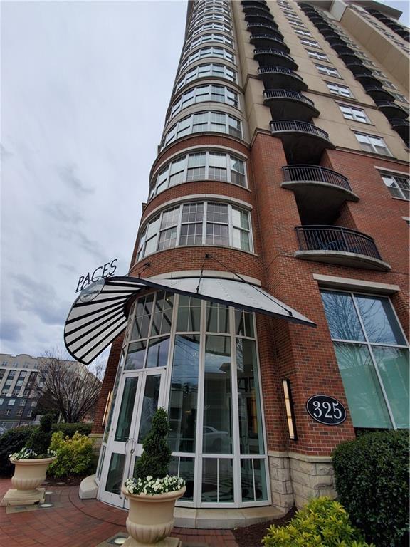 Building Photo - 325 East Paces Ferry Rd NE