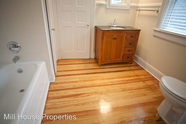 Building Photo - 4 br, 2 bath House - 128 North Street Unit A