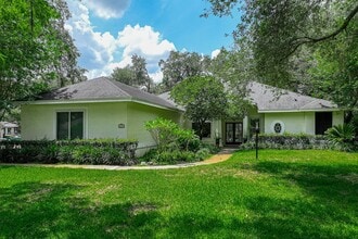 Building Photo - Beautiful 3/3 Pool Home in Gated Community W/ Lake Access