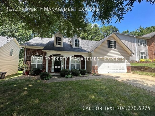 Primary Photo - 10001 Glencrest Dr