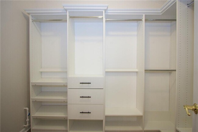 Building Photo - 1481 Beckley Pointe