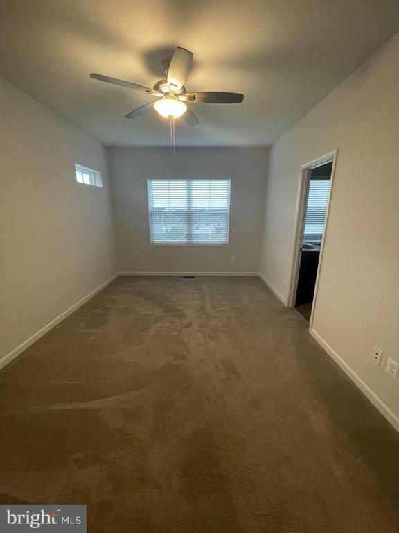 Building Photo - 301 Starry Way Dr