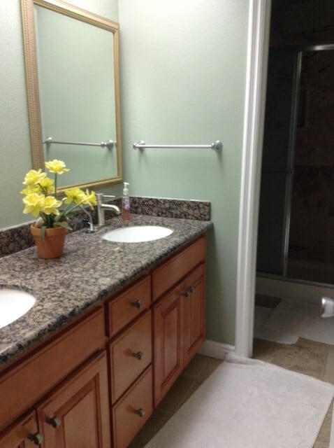 Building Photo - 1711 E Warrenton Ave