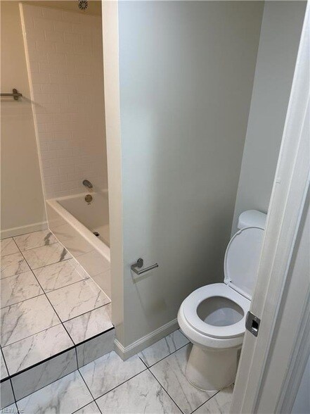 Building Photo - 4785 Dadson Ct