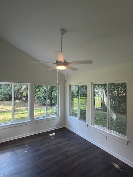Building Photo - 2212 Paul Russell Cir