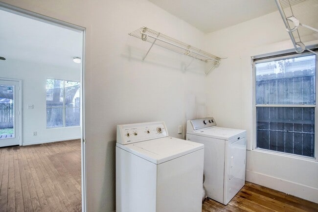 Building Photo - 1436 Dorothy St