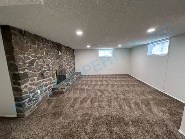 Building Photo - 15790 SE 135th Ave