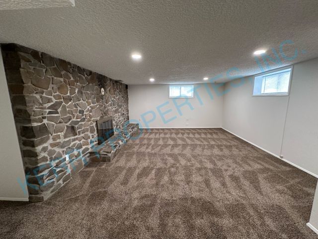 Building Photo - Discover Unlimited Potential: Spacious 3,6...