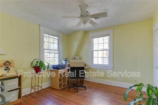 Building Photo - 1146 Rockbridge Ave