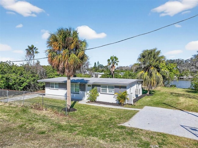 Building Photo - 4505 Cottonwood Dr