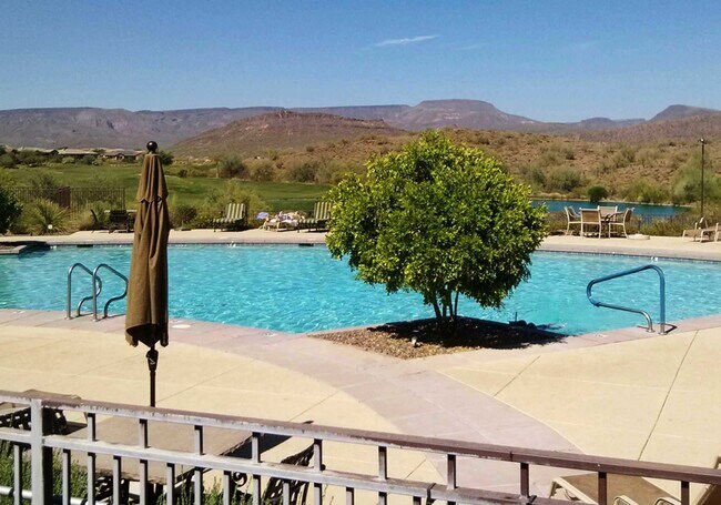 Building Photo - 42107 N Mountain Cove Dr