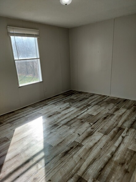 Building Photo - 210 Jamback Rd