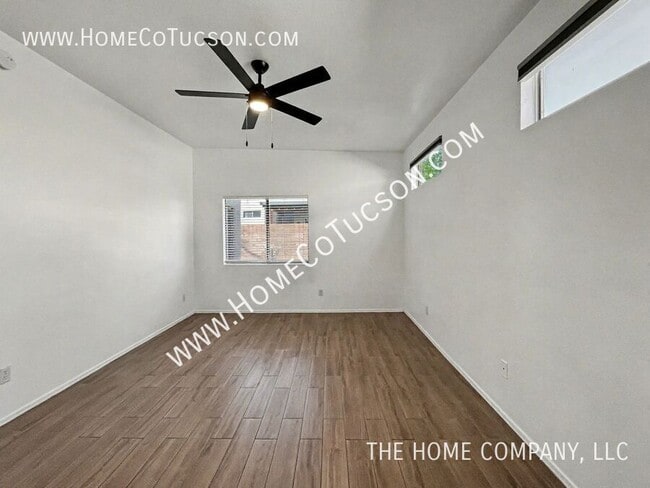 Building Photo - 2660 W Camino del Sitio